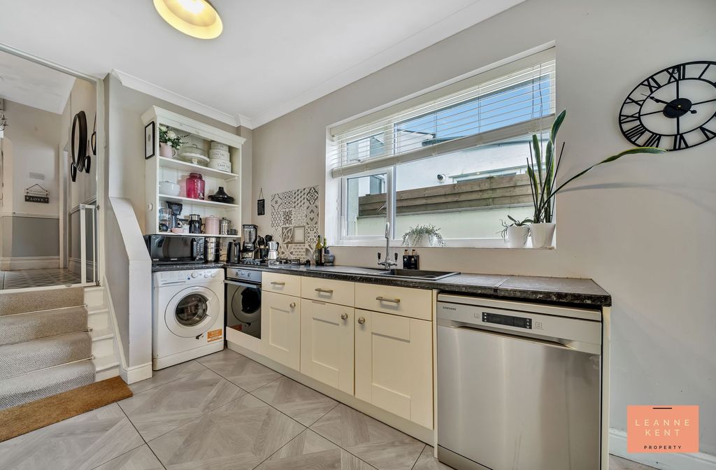 Additional image 14 of 3 bed terraced house for saleBartlett Street, Caerphilly CF83