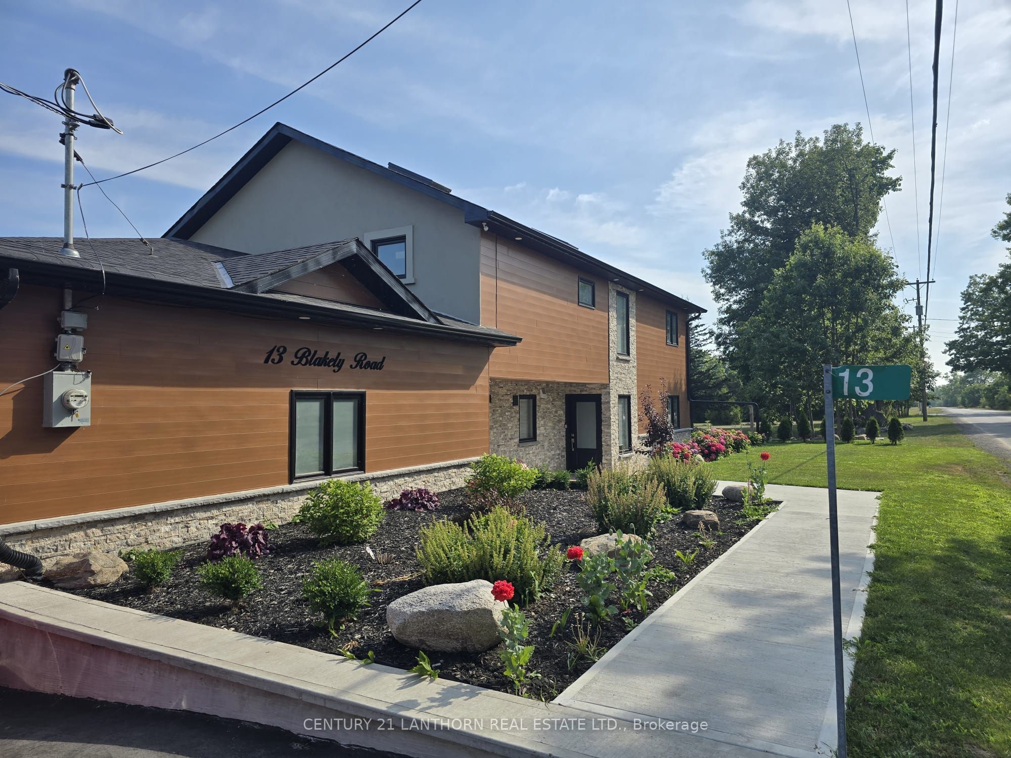 13 Blakely Road, Prince Edward County, ON, K0K 1T0