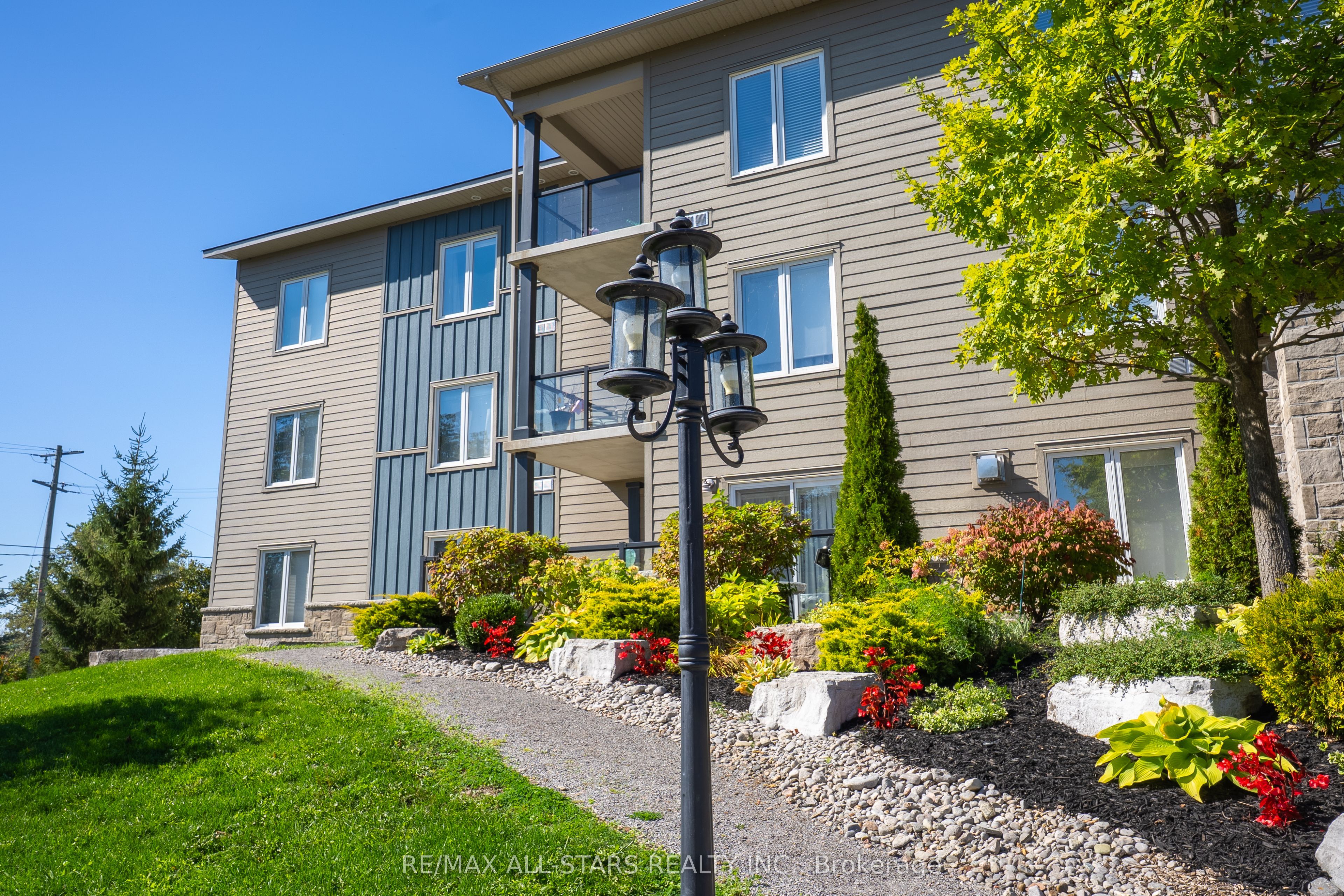 Additional image 2 of 308-94 Francis Street W, Kawartha Lakes, ON, K0M 1N0