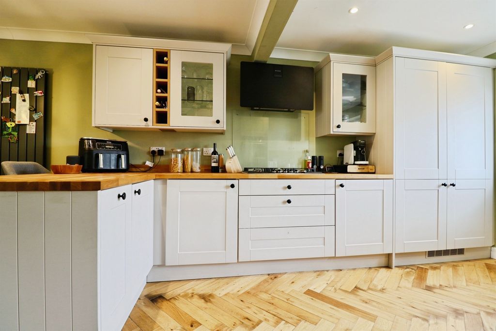 Additional image 5 of 3 bed end terrace house for saleMilverton Road, Llanrumney, Cardiff CF3