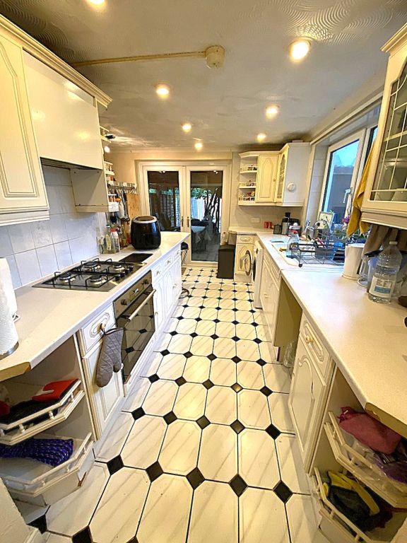 Additional image 3 of 3 bed semi-detached house for saleSouth Clive Street, Cardiff CF11