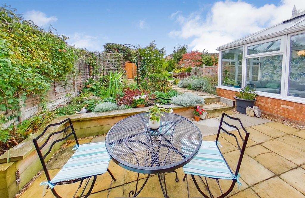 Additional image 22 of 4 bed semi-detached house for saleIzaak Walton Way, Cambridge CB4