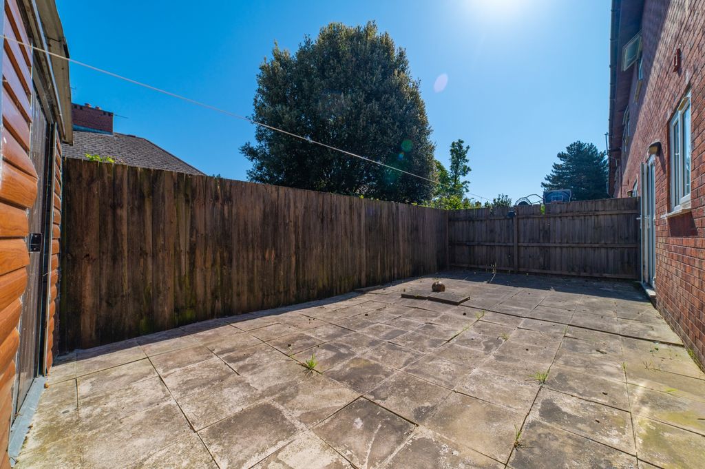 Additional image 10 of 2 bed flat for saleDeemuir Square, Tremorfa CF24