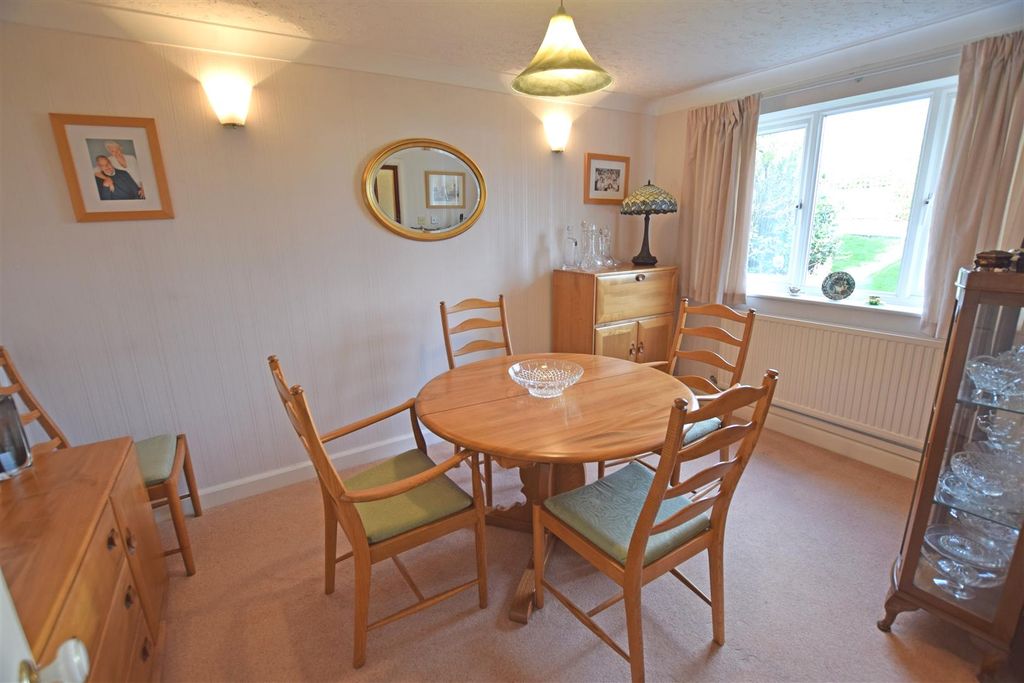 Additional image 3 of 4 bed property for saleMillheath Drive, Lisvane, Cardiff CF14