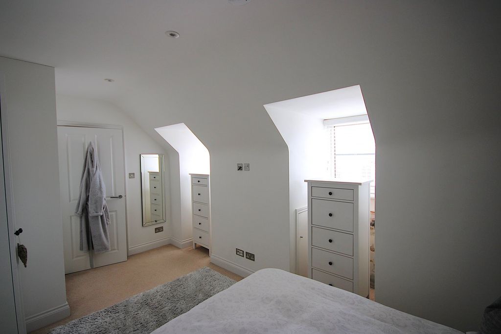 Additional image 11 of 3 bed flat for saleVal Plaisant, St Helier JE2