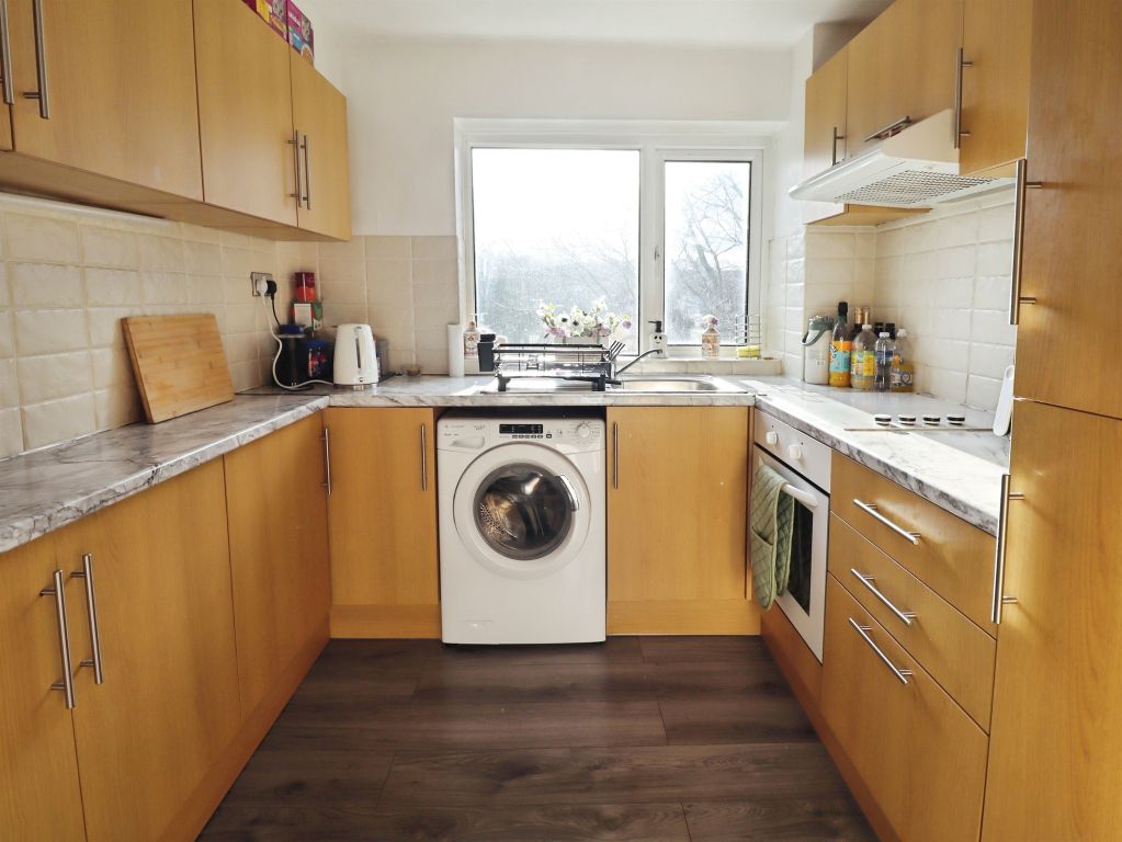 Additional image 3 of 1 bed flat for saleLaleston Close, Cardiff CF5