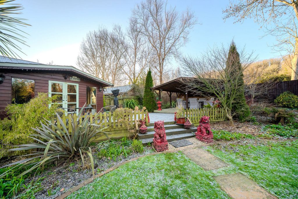 Additional image 43 of 3 bed semi-detached house for saleStation Road, Newport NP18