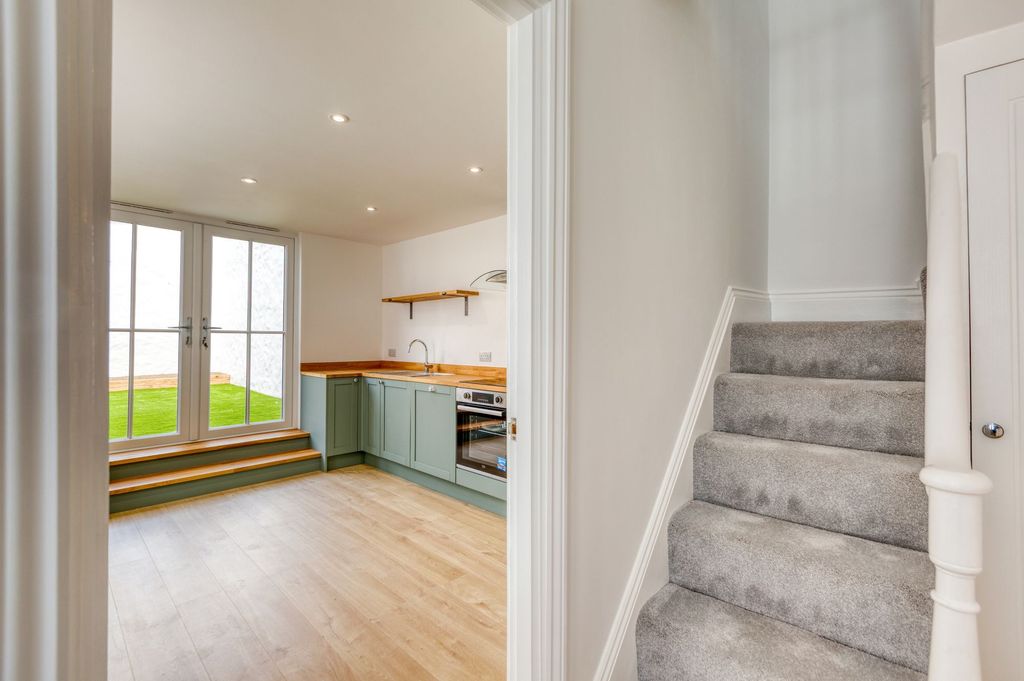 Additional image 9 of 2 bed semi-detached house for saleSpring Cottage, Devonshire Lane, St Helier JE2
