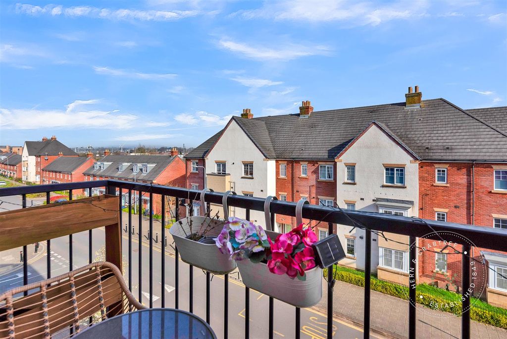 Additional image 16 of 2 bed flat for saleHawthorn House, The Boulevard, The Mill, Canton, Cardiff CF11