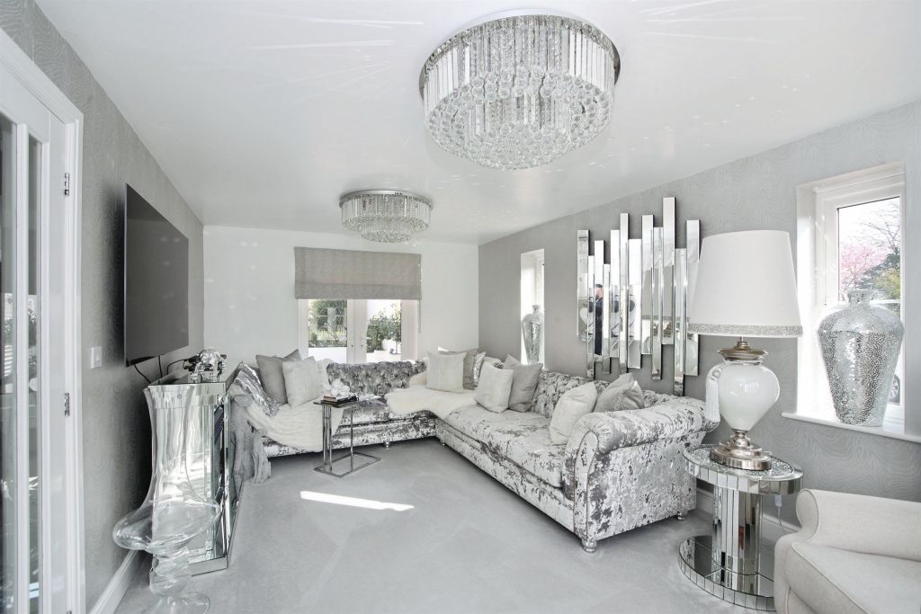 Additional image 2 of 4 bed detached house for saleSword Hill, Caerphilly CF83