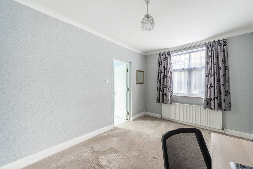 Additional image 7 of 8 bed semi-detached house for saleLodore Gardens, Kingsbury, London NW9