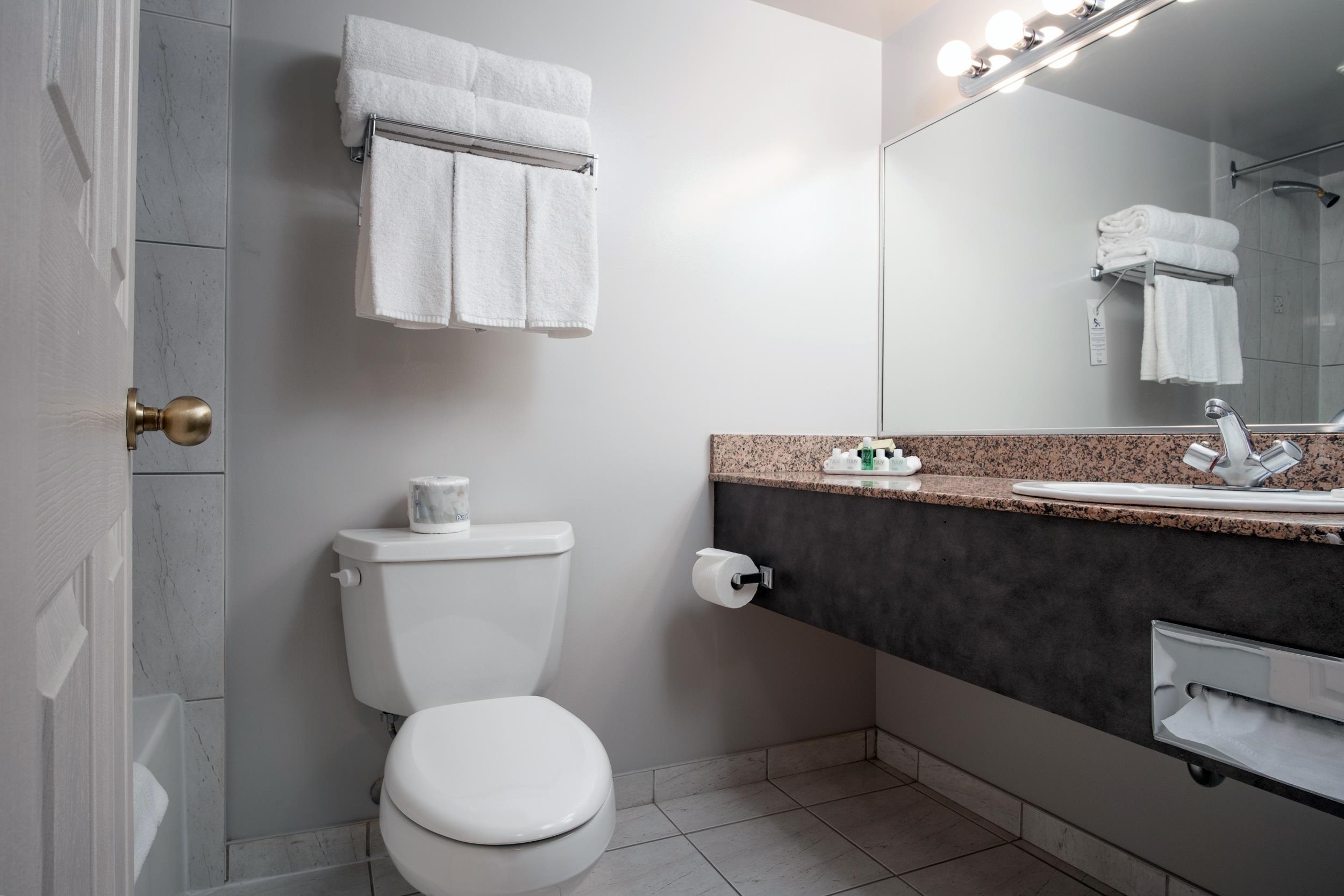 Additional image 6 of 1609-838 Hamilton Street, Vancouver, BC, V6B 6A2
