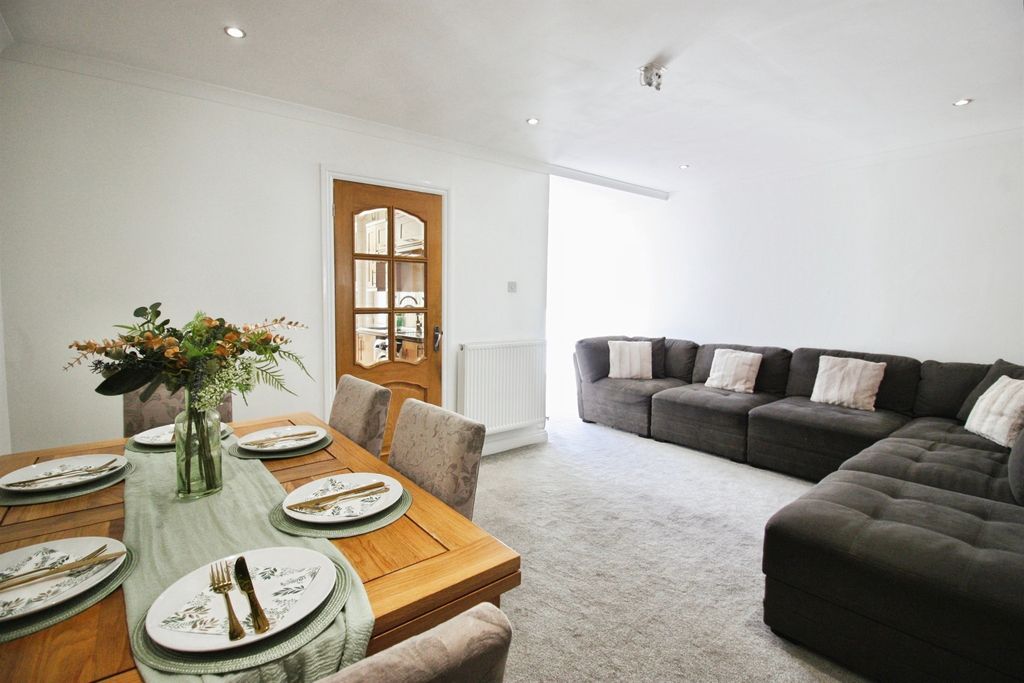 Additional image 5 of 4 bed terraced house for saleStockland Street, Cardiff CF11