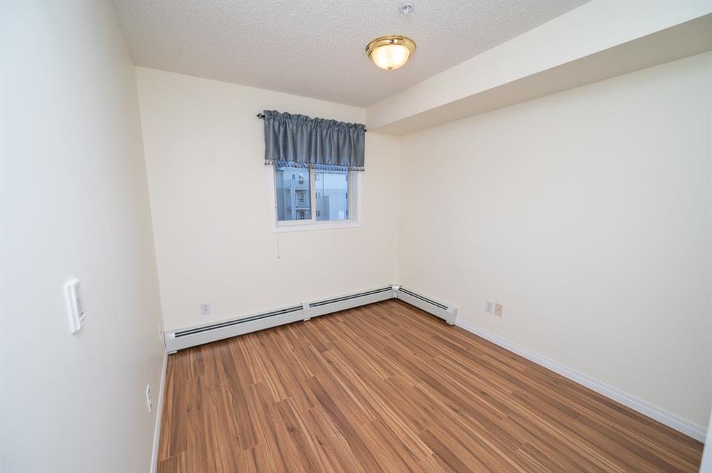 Additional image 3 of 233-56 Carroll Crescent, Red Deer, AB, T4P 3Y3
