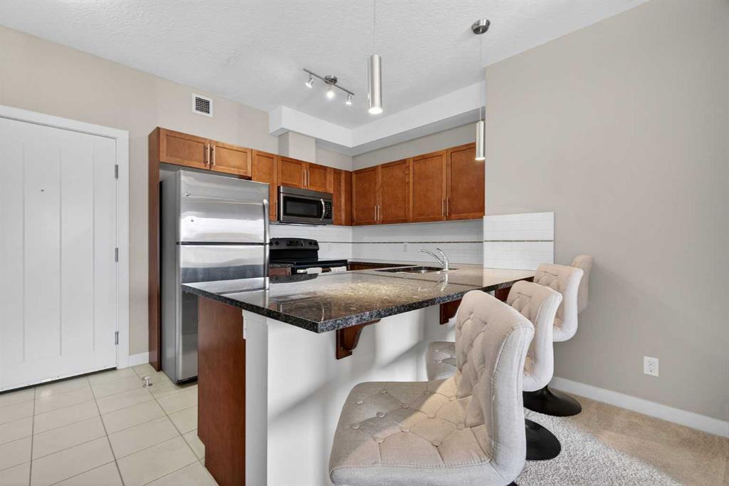 Additional image 4 of 2421-604 East Lake Boulevard NE, Airdrie, AB, T4A 0G6