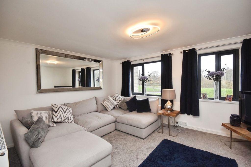 Additional image 5 of 3 bed town house for saleRadyr Court Close, Cardiff CF5