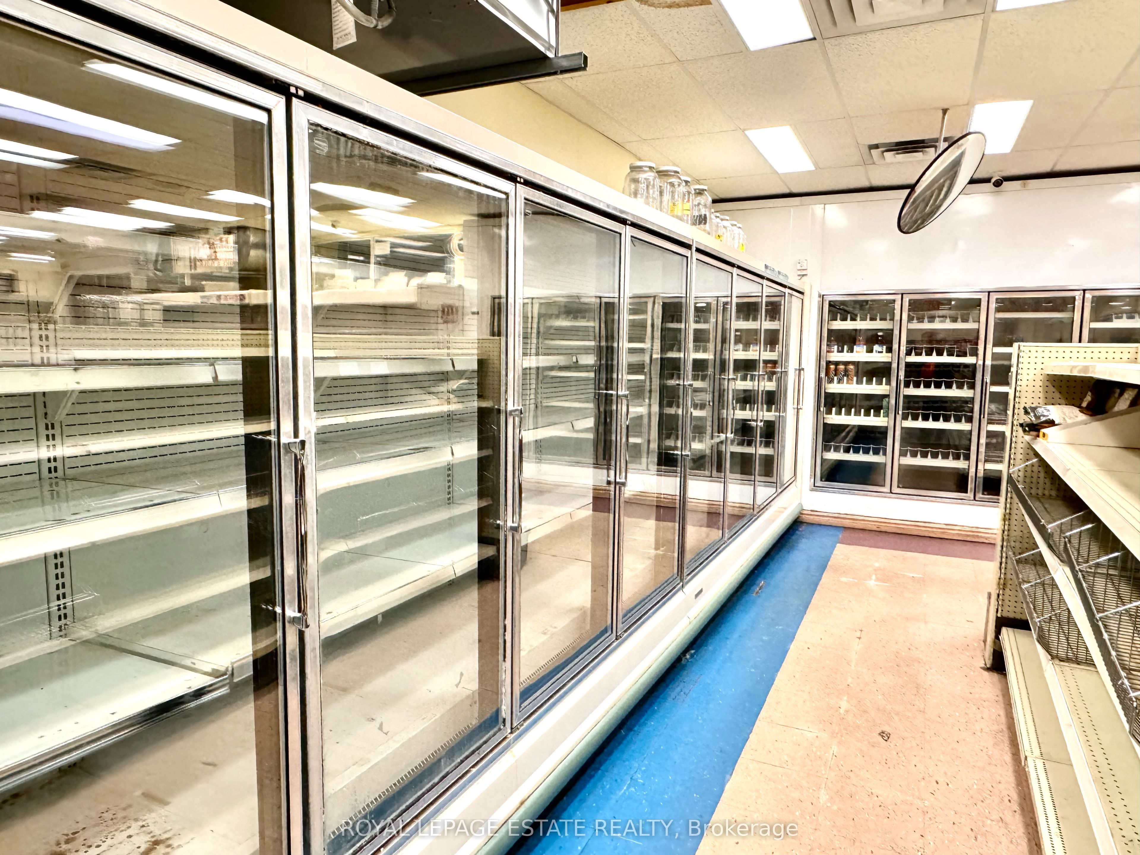 Additional image 3 of 1449 Gerrard Street E, Toronto, ON, M4L 1Z9