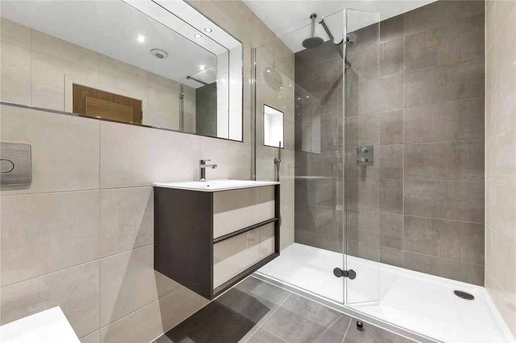 Additional image 9 of 5 bed detached house for saleWater Street, Cambridge, Cambridgeshire CB4
