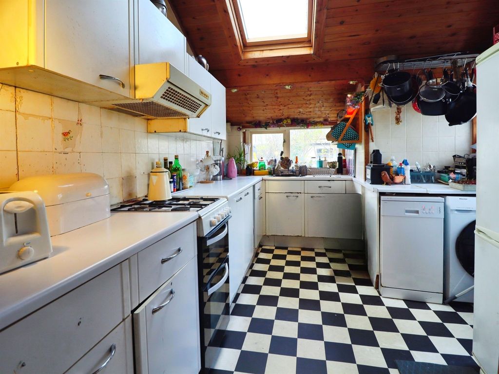 Additional image 8 of 3 bed end terrace house for saleDinas Street, Cardiff CF11