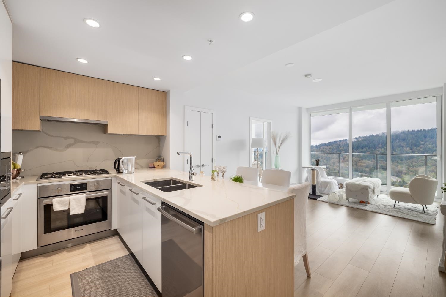 3002-567 Clarke Road, Coquitlam, BC, V3J 0K7