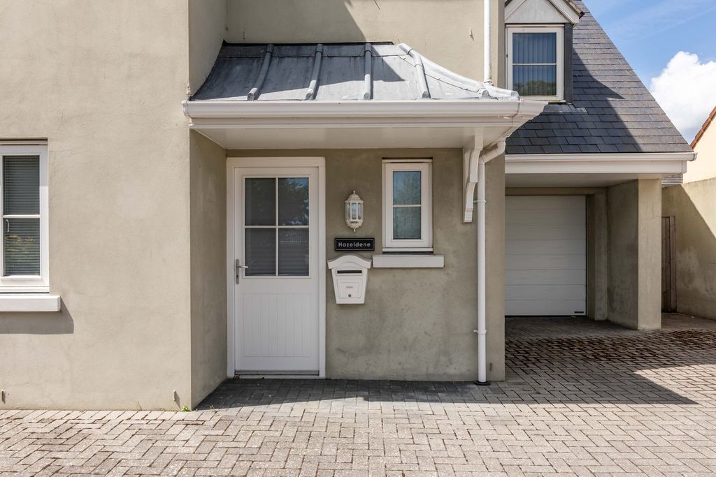 Additional image 23 of 3 bed semi-detached house for saleLa Pouquelaye, St Helier JE2
