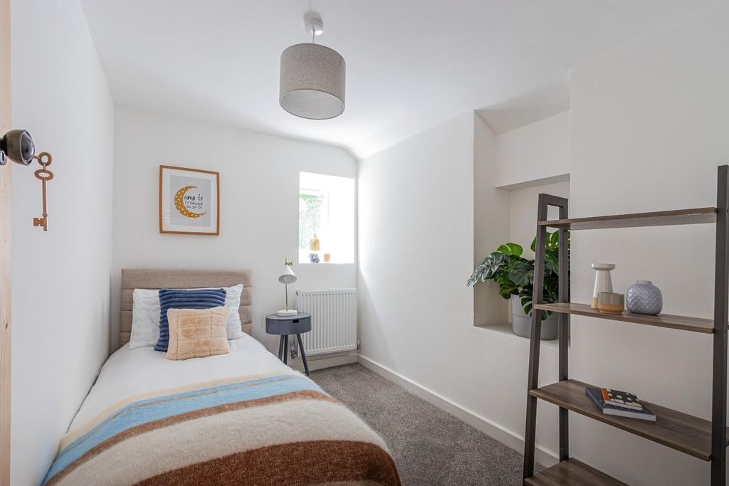 Additional image 8 of 3 bed semi-detached house for salePendwyallt Road, Cardiff CF14
