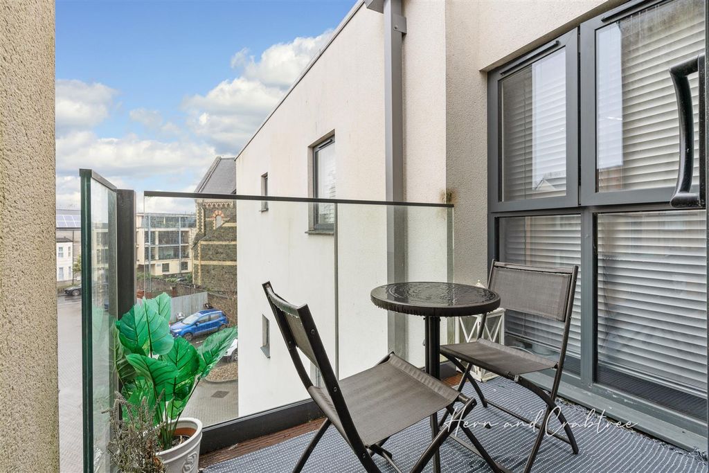 Additional image 5 of 1 bed flat for saleRomilly Crescent, Pontcanna CF11