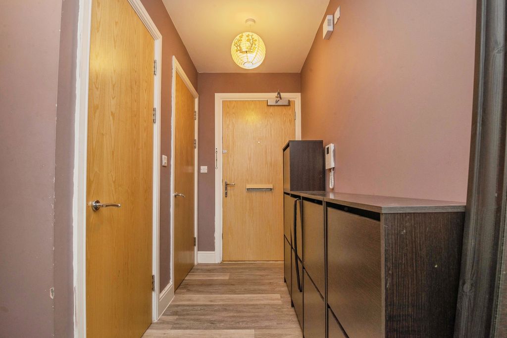 Additional image 4 of 2 bed flat for saleSchooner Drive, Cardiff CF10