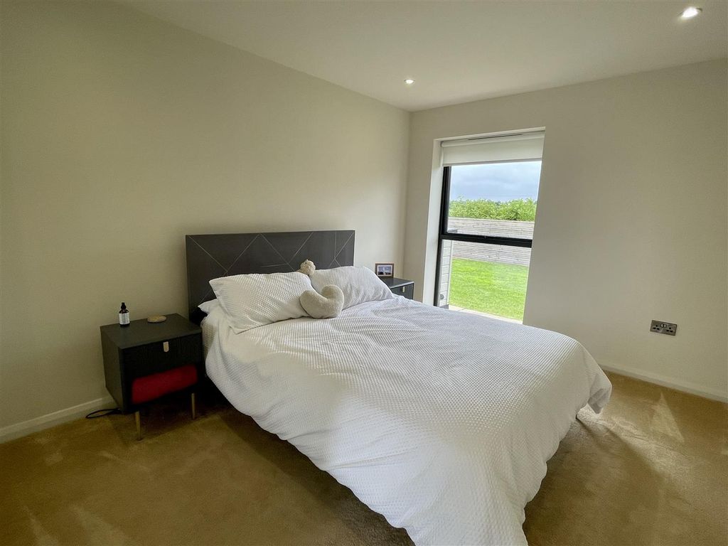 Additional image 24 of 3 bed detached bungalow for saleStarling Close, Rogiet, Caldicot NP26
