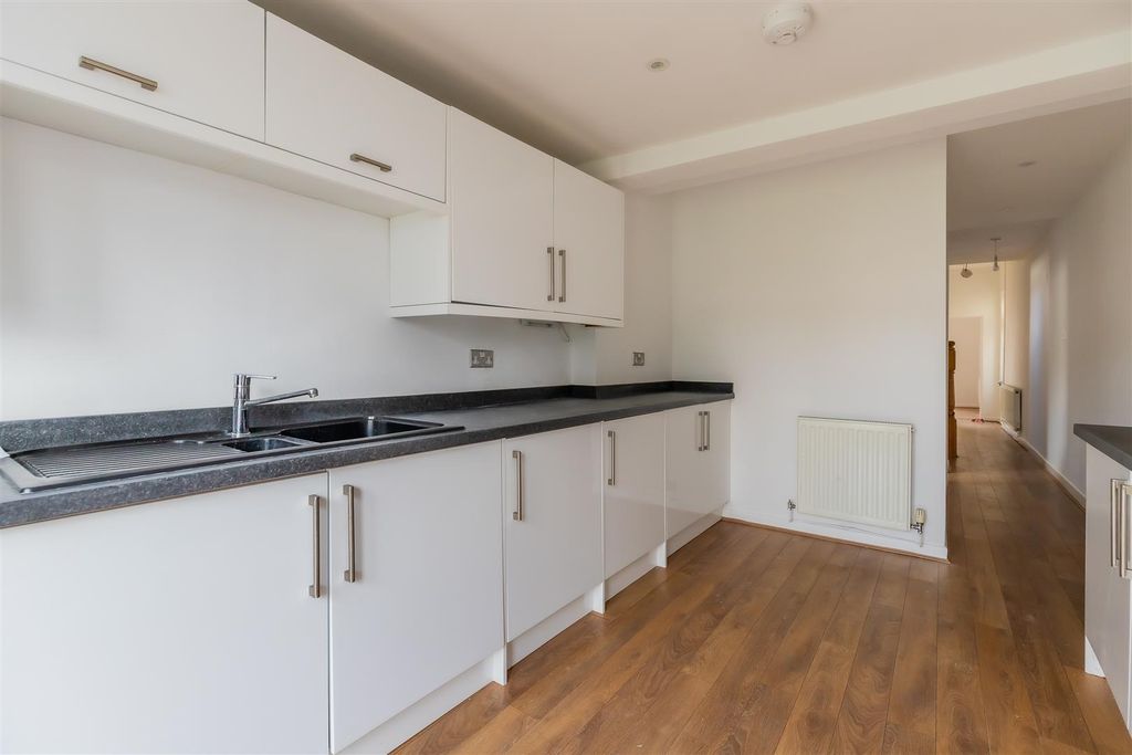 Additional image 8 of 3 bed property for saleWyndham Crescent, Canton, Cardiff CF11