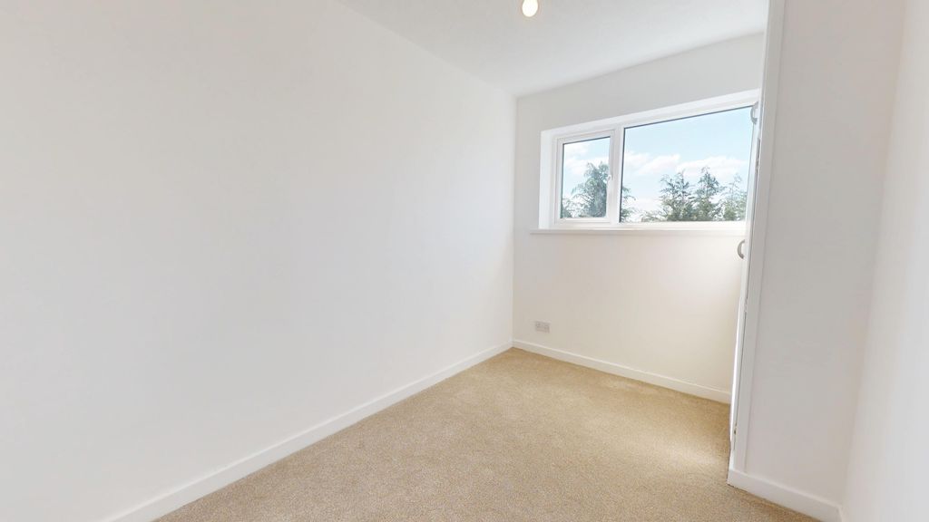 Additional image 8 of 2 bed penthouse for saleCarew Court, Whitchurch, Cardiff CF14