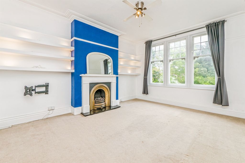 Additional image 3 of 3 bed flat for salePen-Y-Lan Road, Penylan, Cardiff CF23