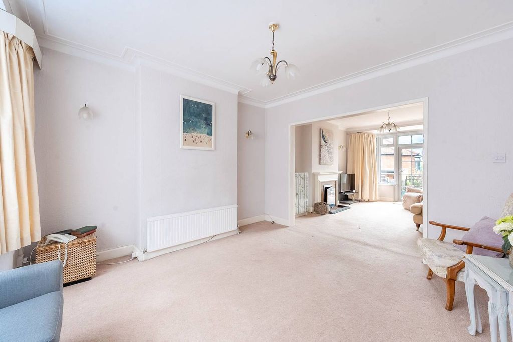 8 bed semi-detached house for saleLodore Gardens, Kingsbury, London NW9