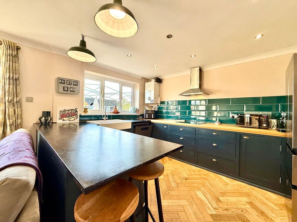 Additional image 4 of 3 bed semi-detached house for saleHighfield Road, Caerleon, Newport NP18