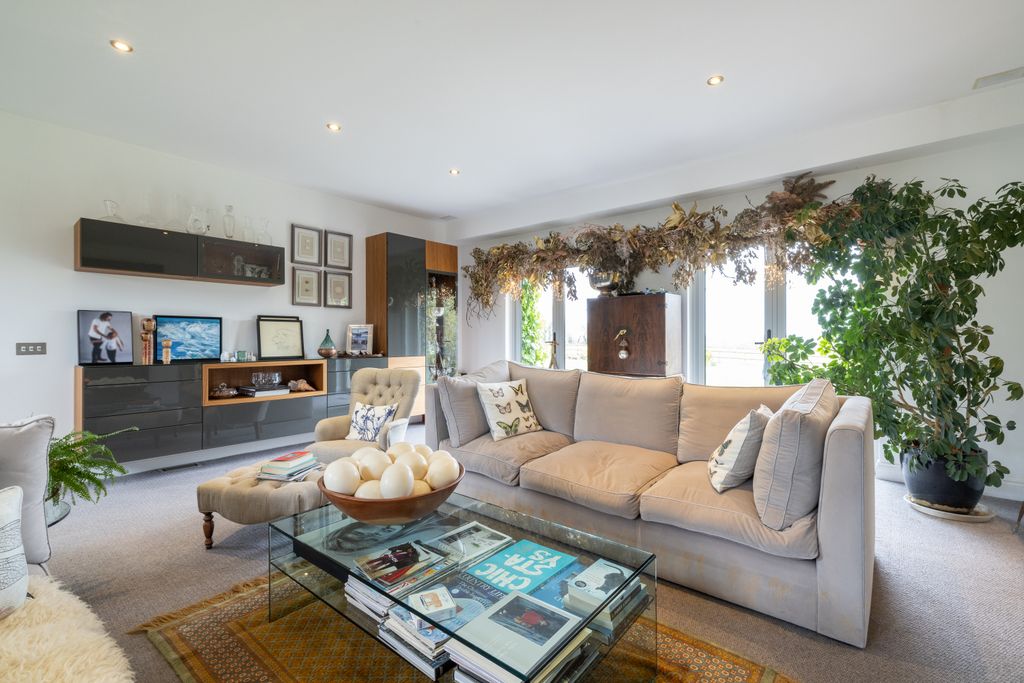 Additional image 13 of 7 bed detached house for saleLes Charrieres Malorey, St. Lawrence, Jersey JE3