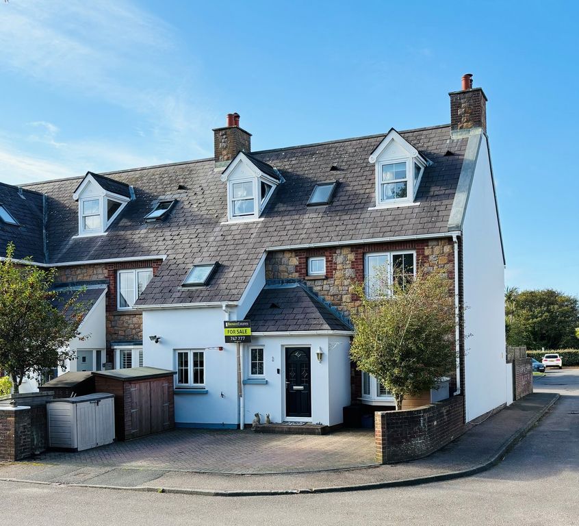 5 bed terraced house for saleLe Vieux Beaumont, St Peter JE3