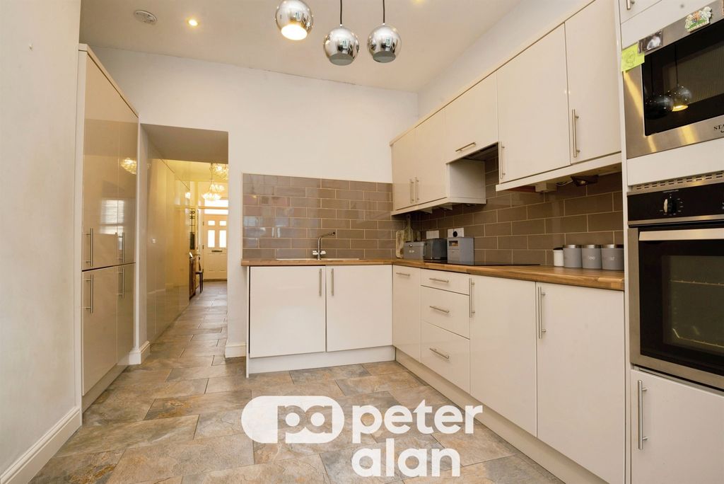 Additional image 4 of 2 bed flat for saleCaerau Road, Newport NP20