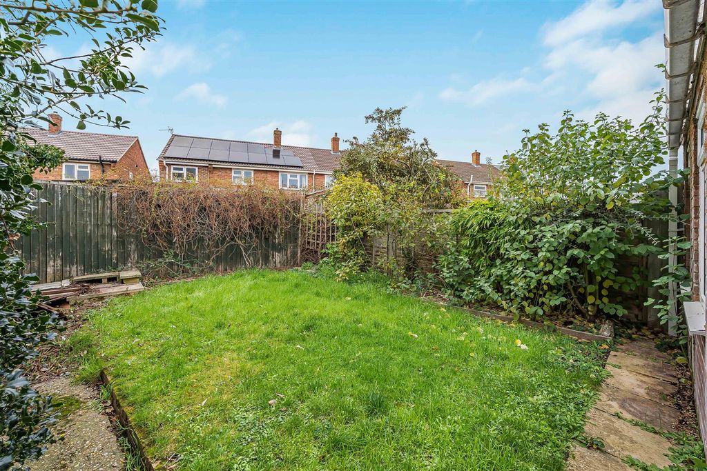 Additional image 19 of 3 bed semi-detached house for saleFairbairn Road, Cambridge CB4