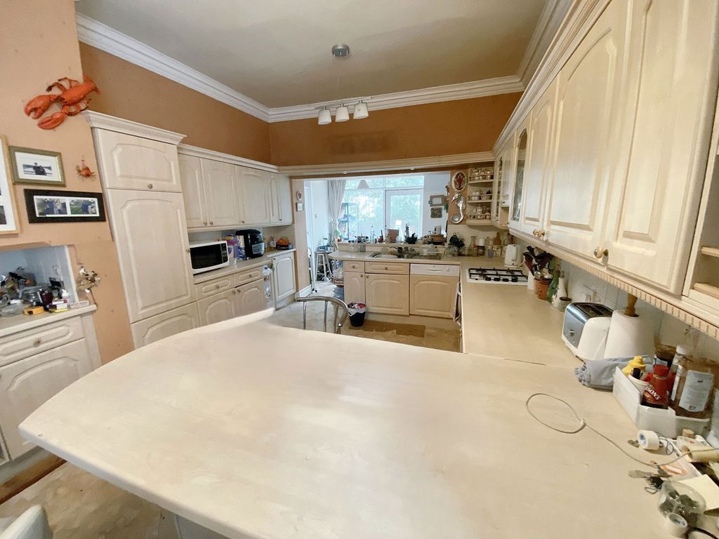 Additional image 32 of 7 bed semi-detached house for saleHolywell Avenue, Monkseaton, Whitley Bay NE26