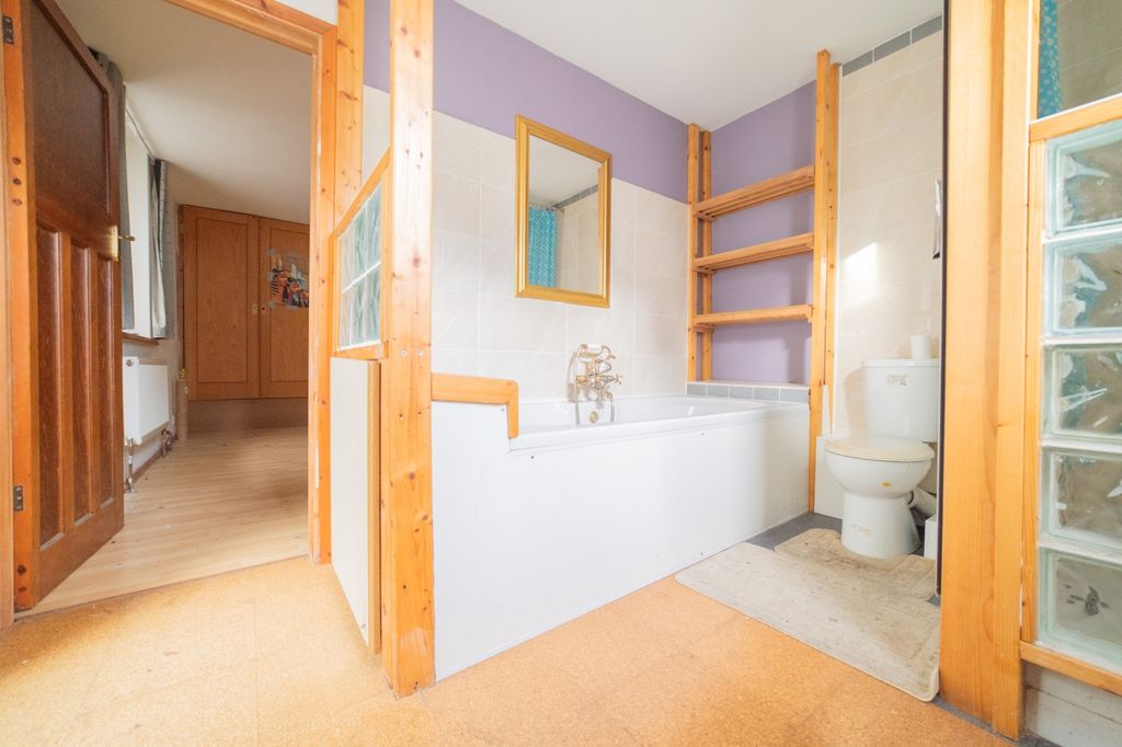 Additional image 11 of 1 bed flat for salePenarth Road, Grangetown CF11