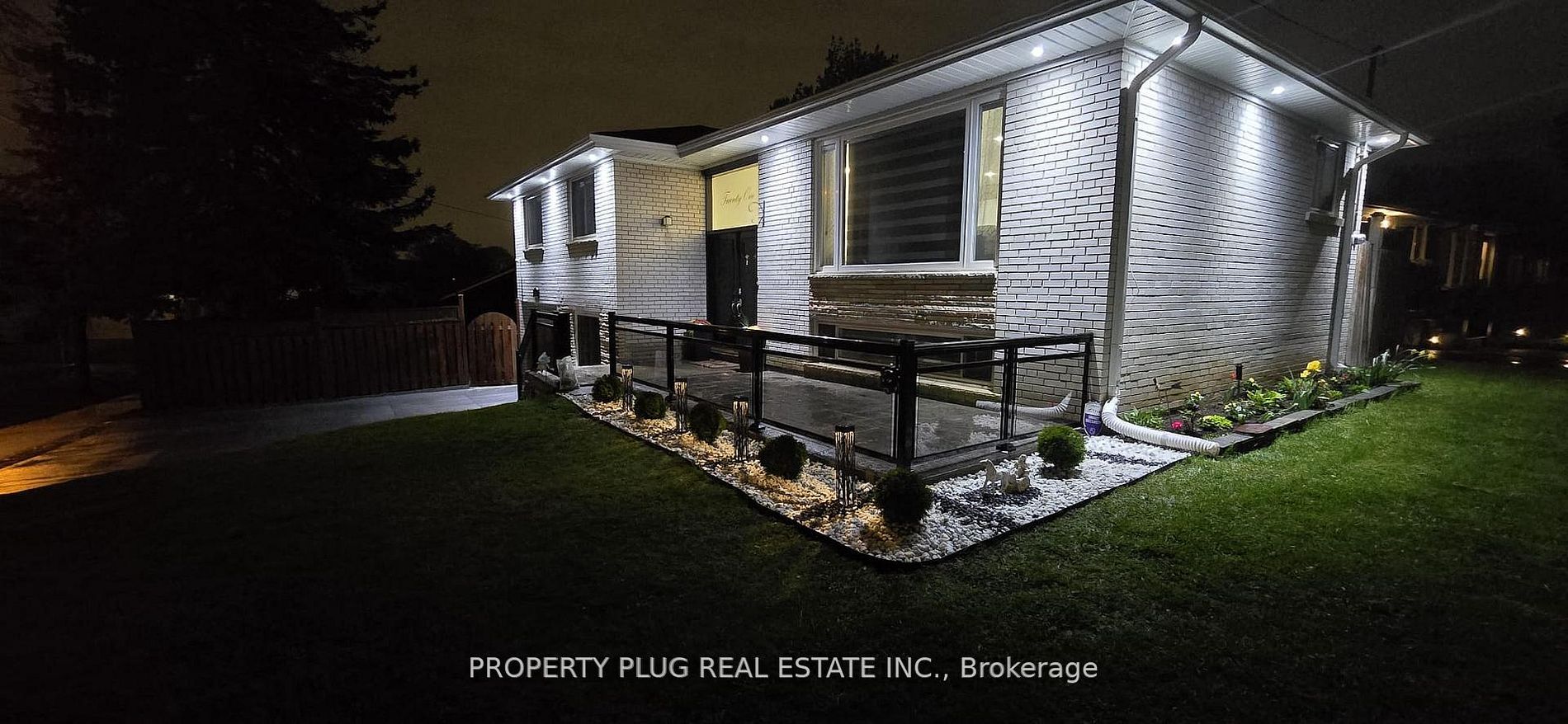 21 Bentwick Crescent, Toronto, ON, M9V 2R7