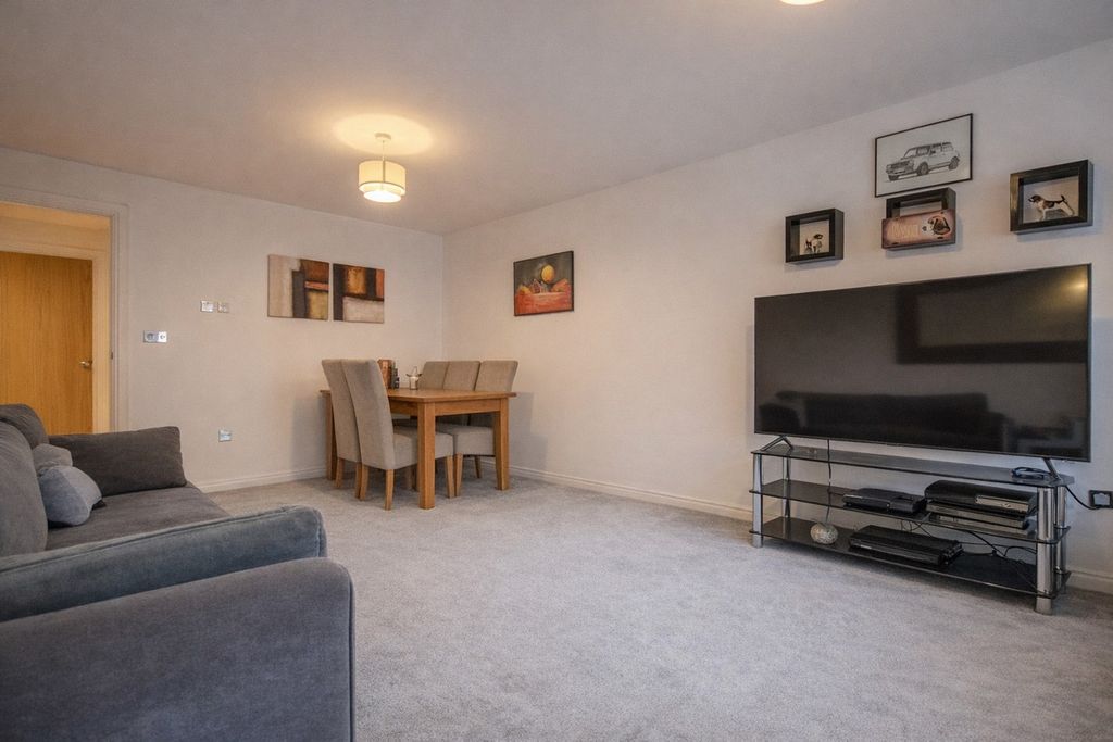 Additional image 4 of 1 bed flat for saleChandlery Way, Cardiff CF10
