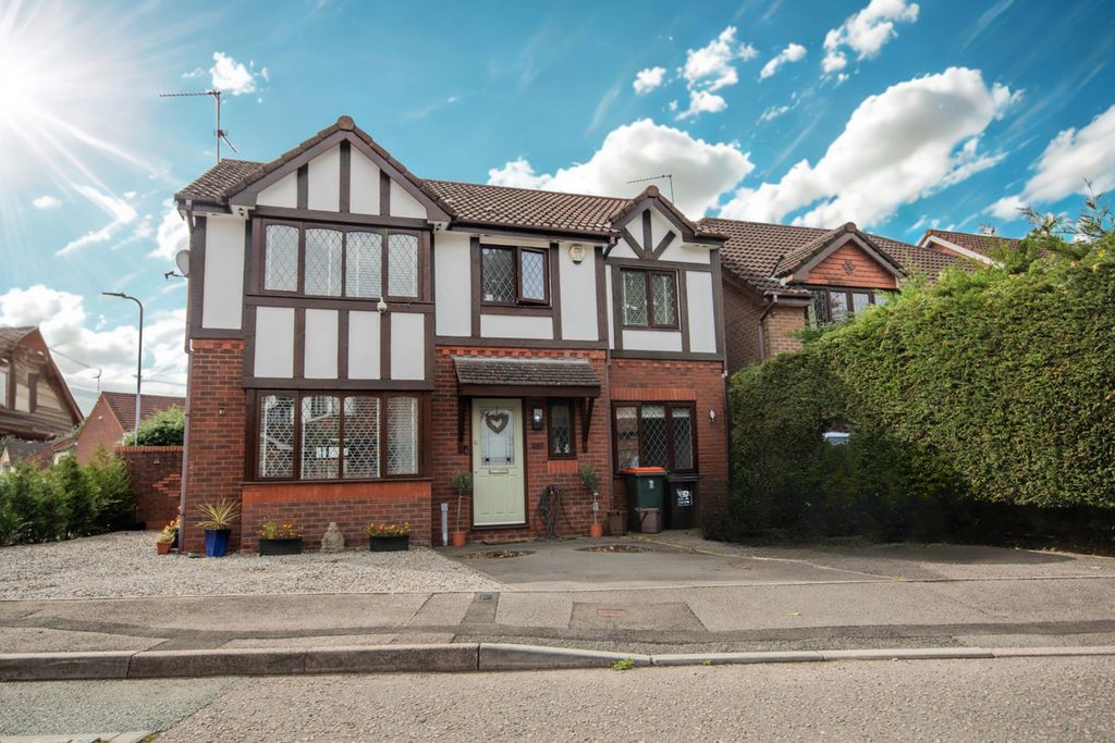 5 bed detached house for saleOakfields, Cardiff CF3
