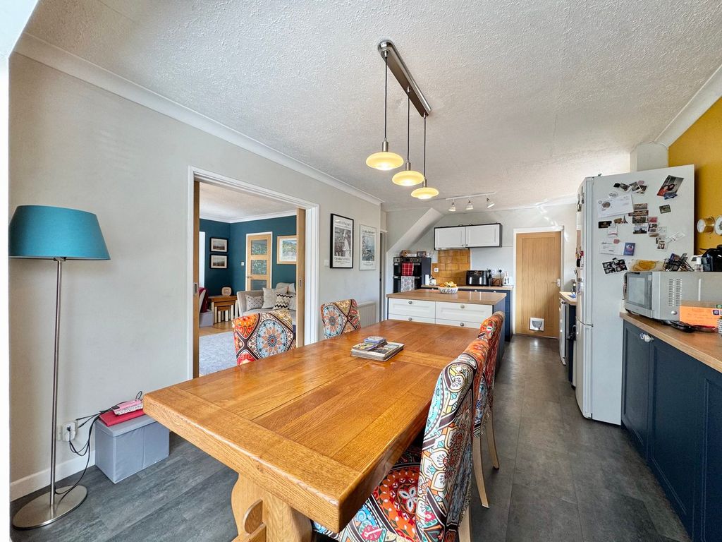 Additional image 6 of 3 bed detached house for saleFields Park Avenue, Newport NP20
