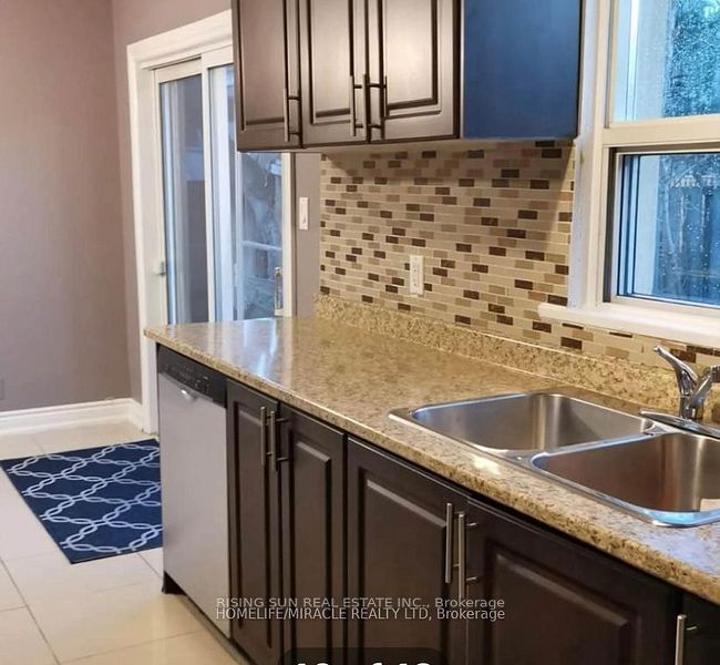 Additional image 2 of 121 Mcmurchy Avenue S, Brampton, ON, L6Y 1Z1