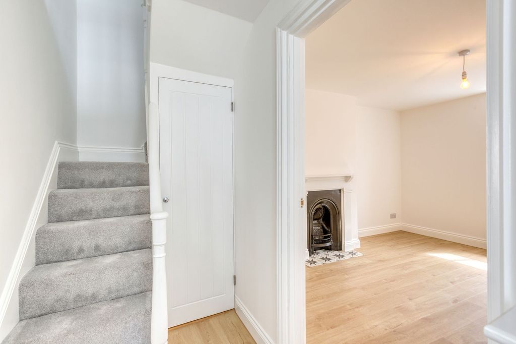 Additional image 5 of 2 bed semi-detached house for saleSpring Cottage, Devonshire Lane, St Helier JE2