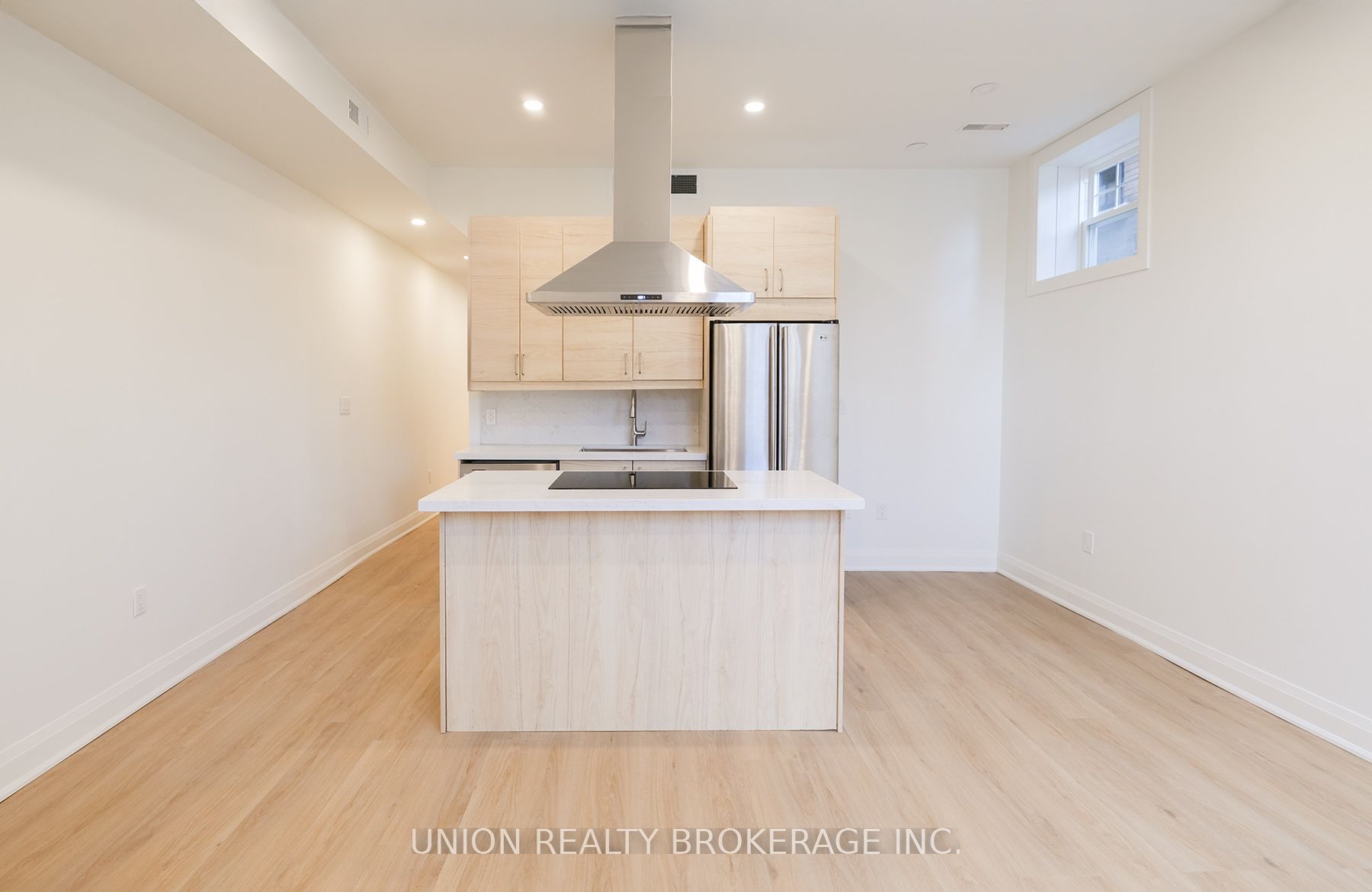 2-85 Beech Avenue, Toronto, ON, M4E 3H5 photo 2