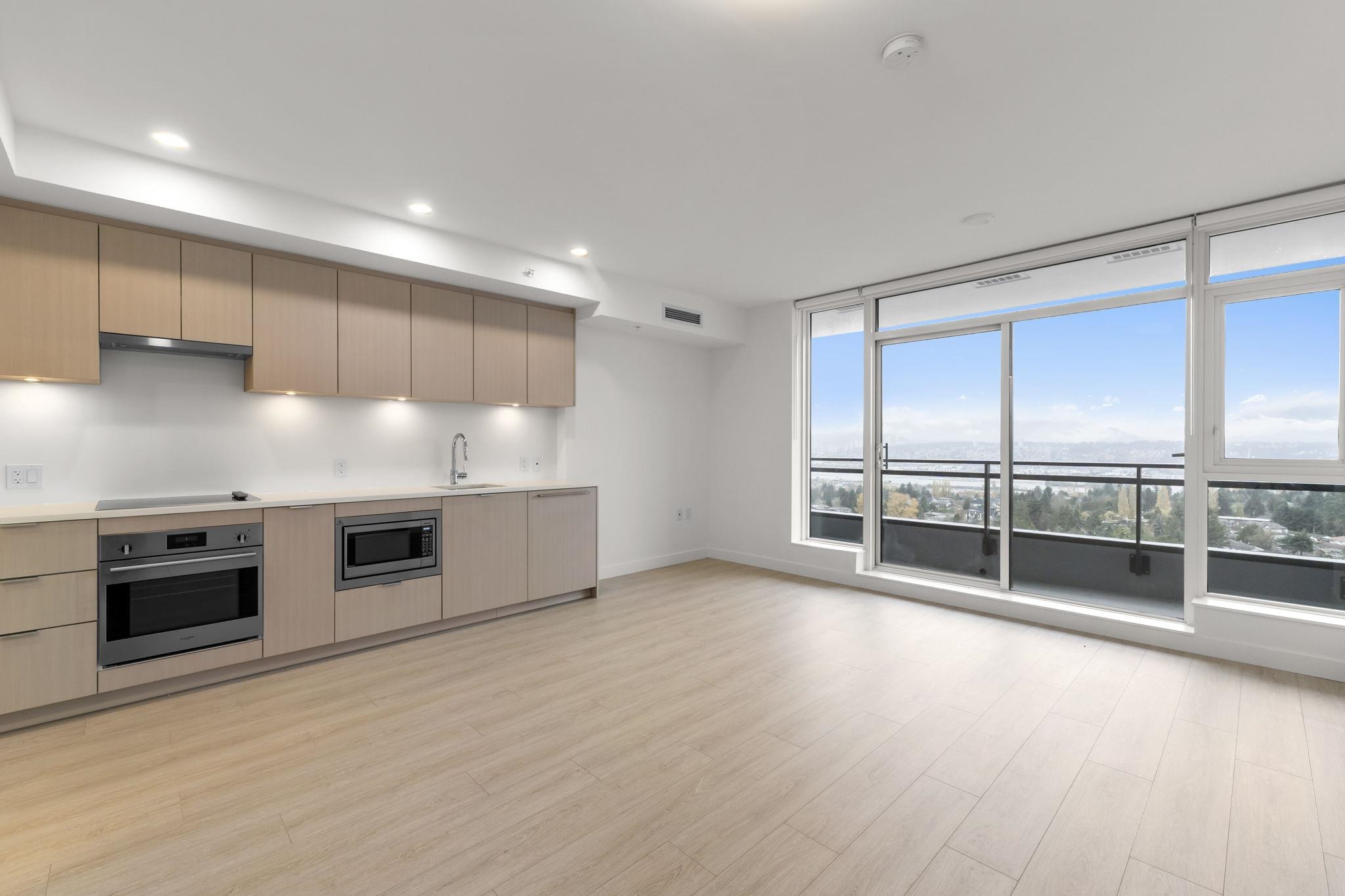 Additional image 5 of 1810-13675 107a Avenue, Surrey, BC, V3T 2H3