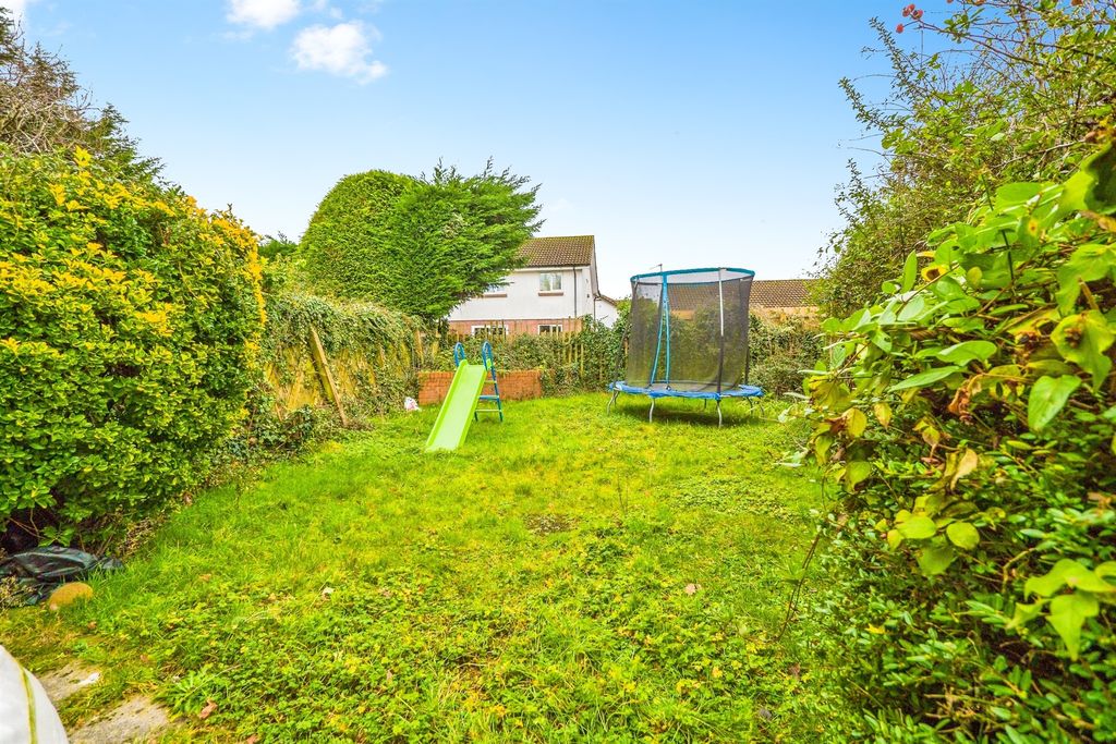 Additional image 6 of 3 bed semi-detached house for saleThrush Close, St. Mellons, Cardiff CF3