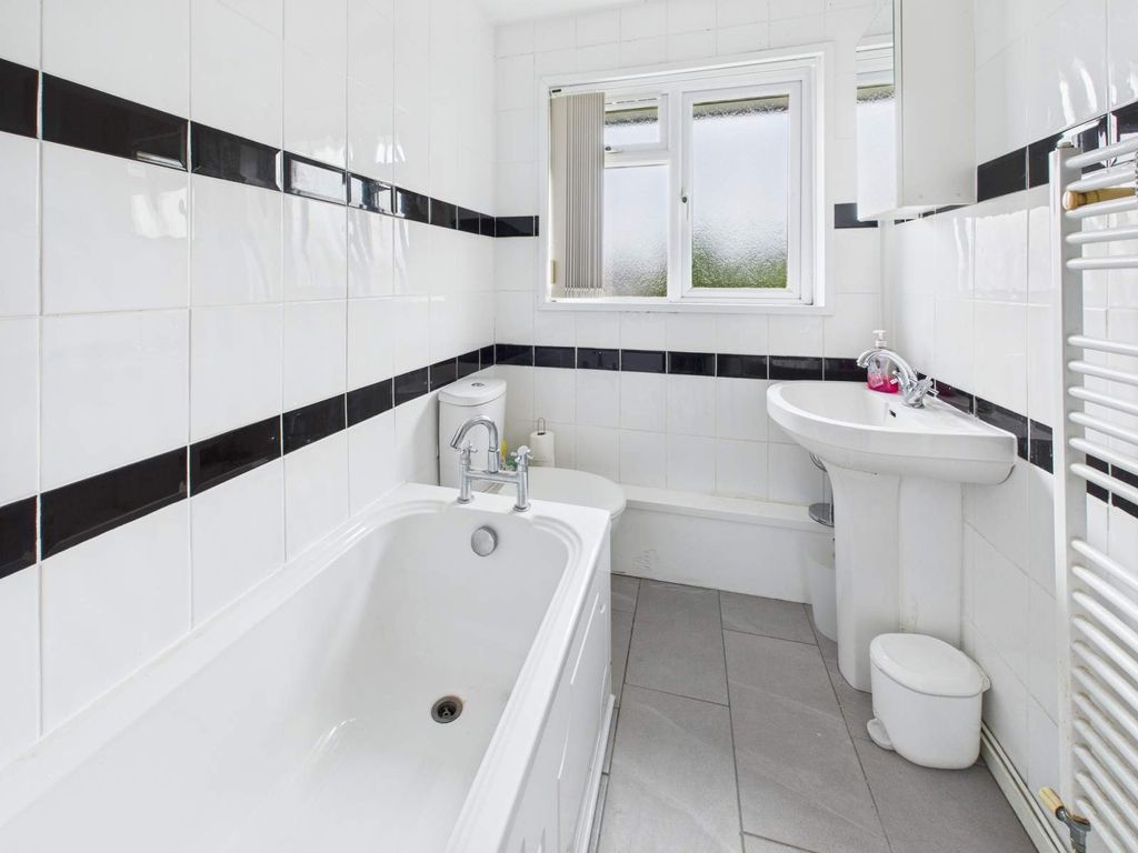 Additional image 17 of 2 bed flat for saleAlfreda Court, Kingsland Road, Whitchurch, Cardiff CF14
